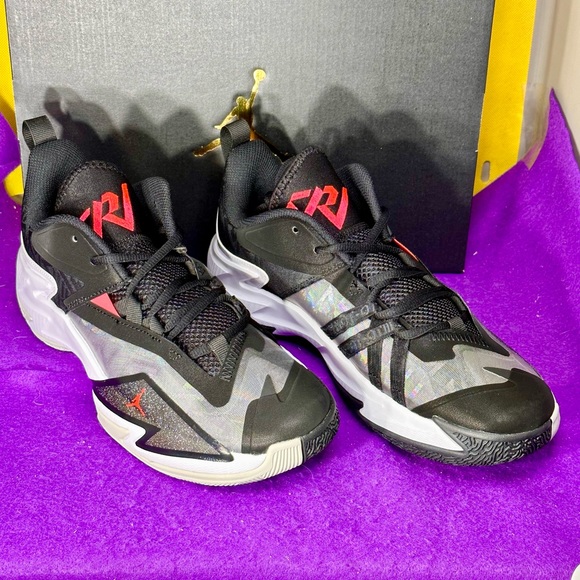 Nike Jordan One Take 3 DC7702-001 Black/White/Grey Fog Mens/Boys Size 6.5 New - Picture 2 of 12